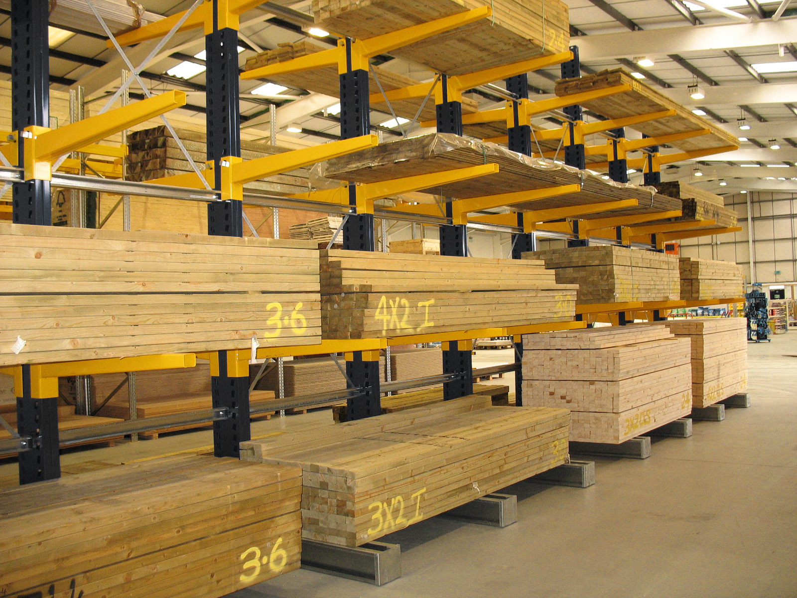 Double-Sided Internal Cantilever Racking in powder-coated finish